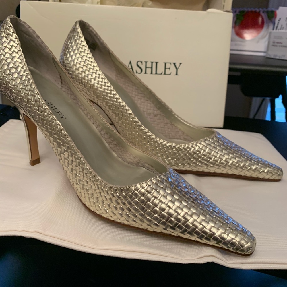Laura Ashley Towne - S sparkle heels.